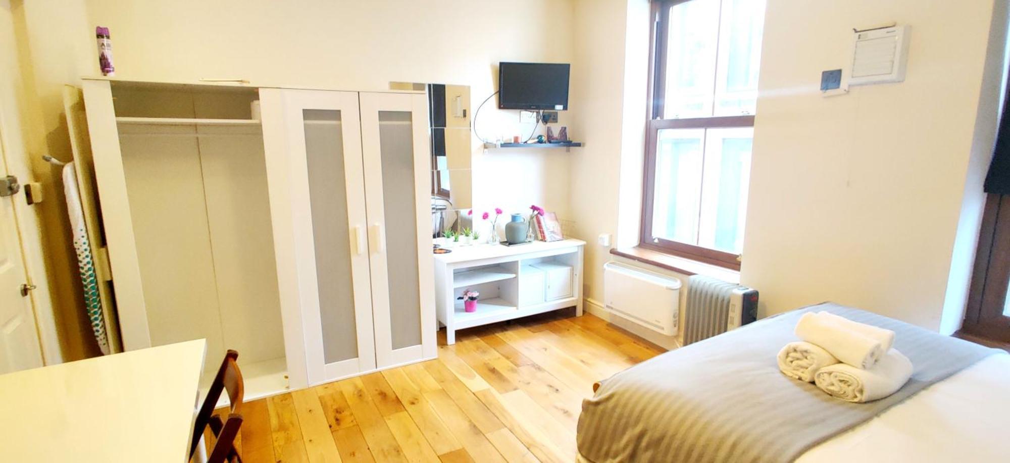 Quarto em Acomodações Particulares White's Row Resident